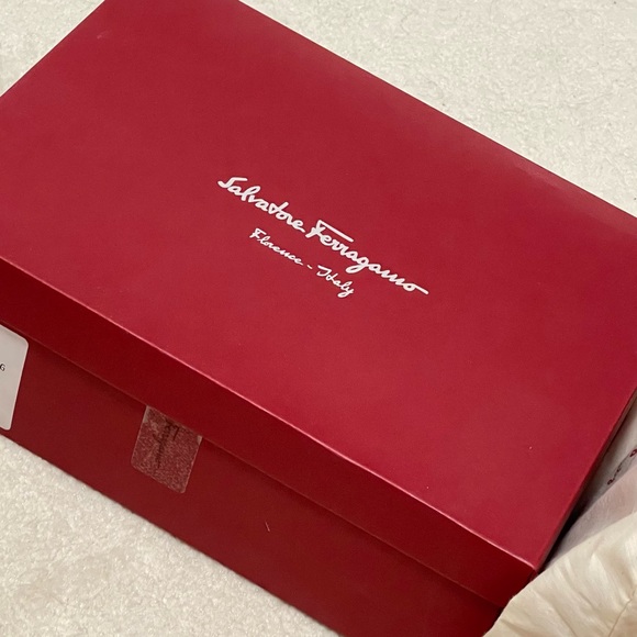 [NEW] FERRAGAMO ANTIQUE ROSE THALIA CROSSBODY BAG - Picture 10 of 13